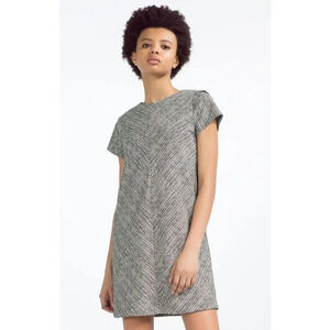 Zara Basic Collection Black & White Leaf Feather Shift Dress Size Medium Women’s